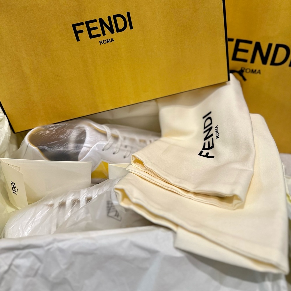FENDI Sneakers - Picture 12 of 14